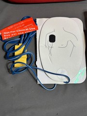 American Red Cross LAERDAL AED TRAINER 2 ??? + Pads PARTS REPAIR no power