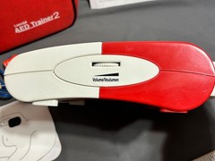 American Red Cross LAERDAL AED TRAINER 2 ??? + Pads PARTS REPAIR no power