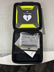 AED Trainer With CPR Feedback Built-in 4 languages With CPR Wristband English