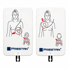 AED UltraTrainer: Realistic Training Device with Bilingual Voice Guidance