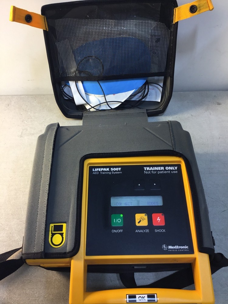 Medtronic Physio-Control Lifepak 500T AED Trainer w/ Case *No Electrodes*