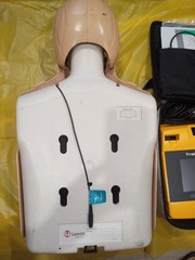 AED Trainer 1000 with CPRTraining Manikin Excellent ConditionUsed Only Few Times