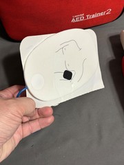 American Red Cross LAERDAL AED TRAINER 2 ??? + Pads PARTS REPAIR no power