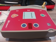 LAERDAL AED Trainer 2 w/ Philips Training Pads