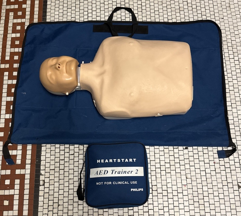 Laerdal Link AED Little Anne & AED Heartscan EUC Tested & Working Plz Read